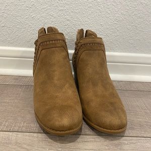 Fergalicious Brown ankle high booties size 7